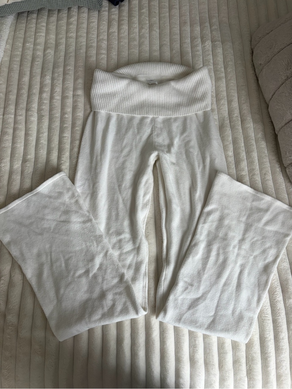 Gilly Hicks White Ribbed Fold-Over Waist Flare Pants